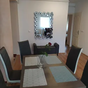 Apartman Kristály